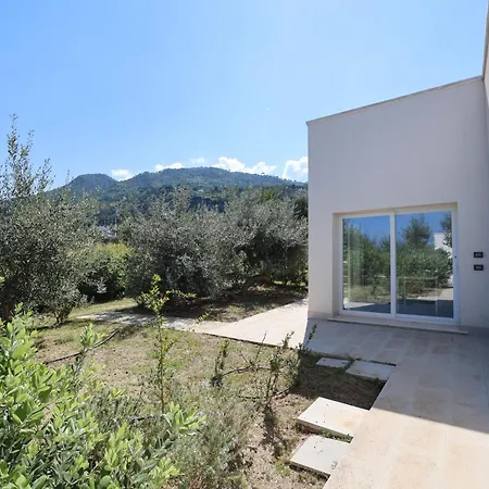 Aura Maris Mazzaforno Apartment