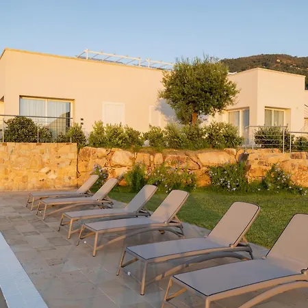 Aura Maris Mazzaforno Чефалу